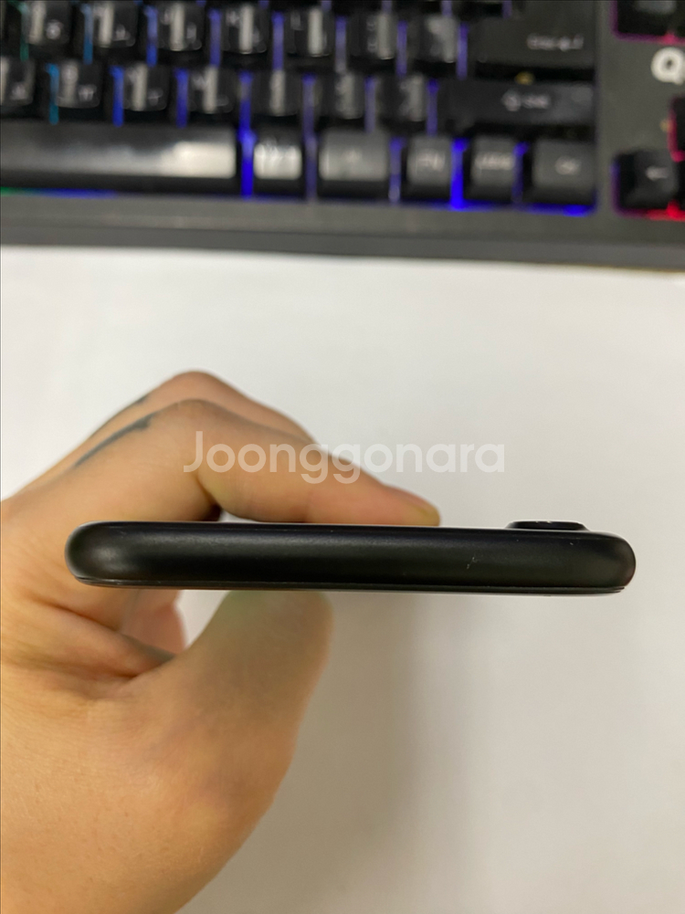 아이폰7 매트블랙 특SSS급 256G 배터리100%--3