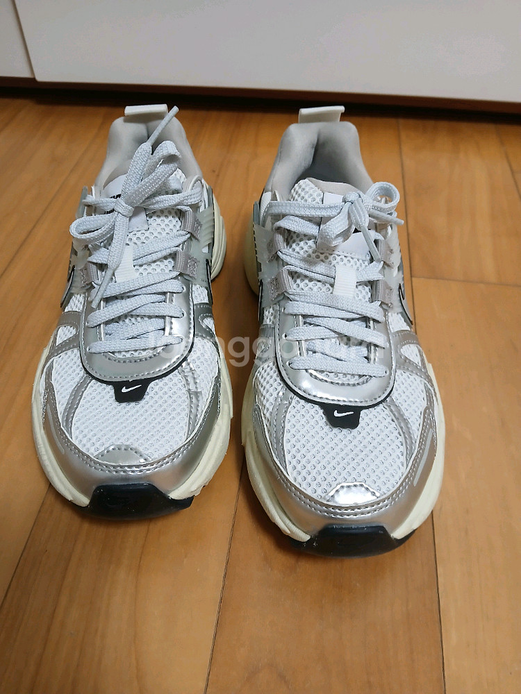 나이키 v2k 운동화 225--0