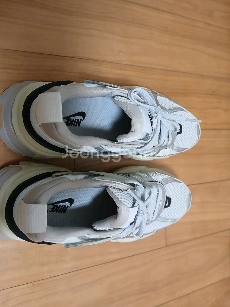 나이키 v2k 운동화 225--4