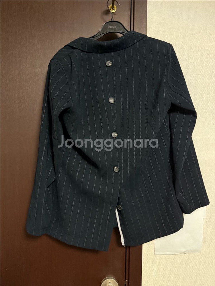 스트라이프 자켓--1