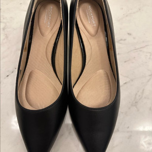 새상품 락포트 가죽 기본구두 5센티 235