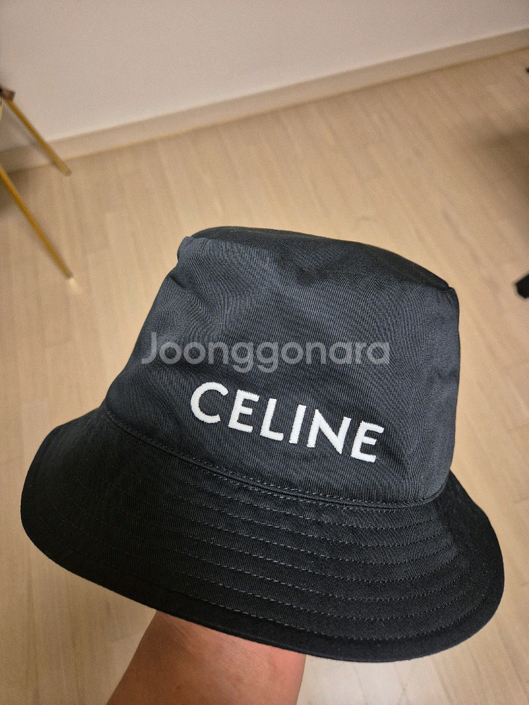 셀린느 로고 버킷햇--3