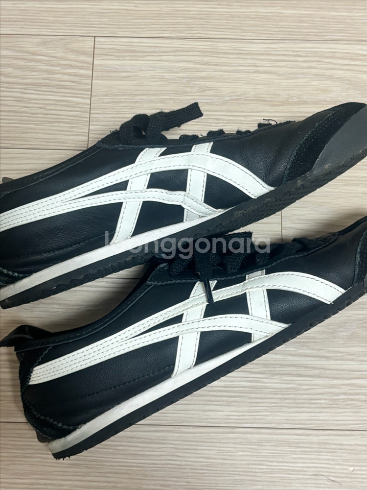 오니츠카타이거 멕시코66 블랙 250--1