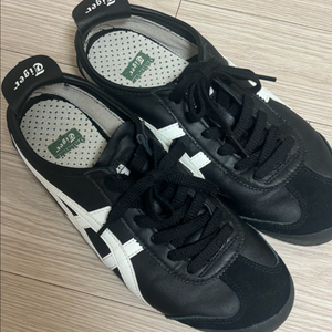 오니츠카타이거 멕시코66 블랙 250