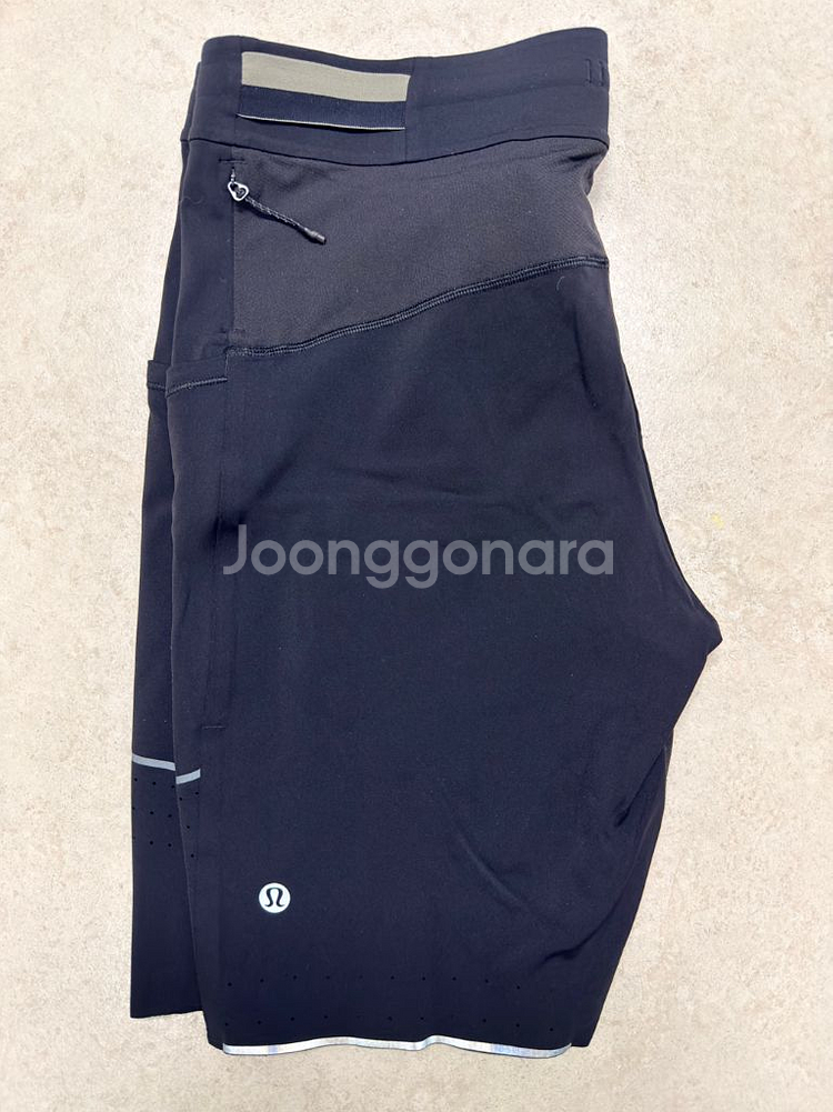 룰루레몬 패스트앤프리 8인치 타이즈 (라지)--1