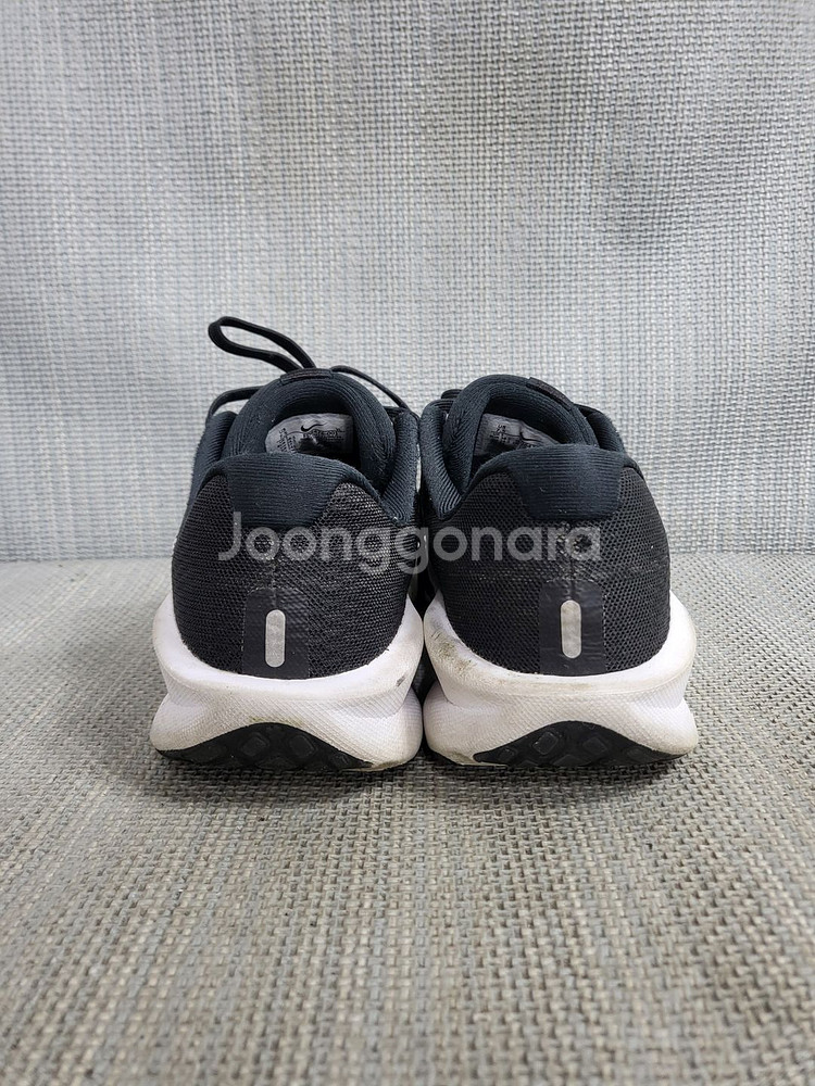 나이키 런닝화 245--3