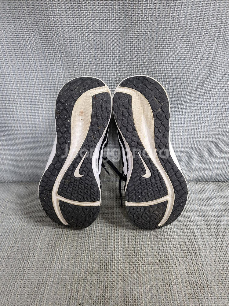 나이키 런닝화 245--4