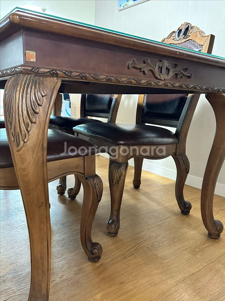 클래식 6인용 식탁세트--3