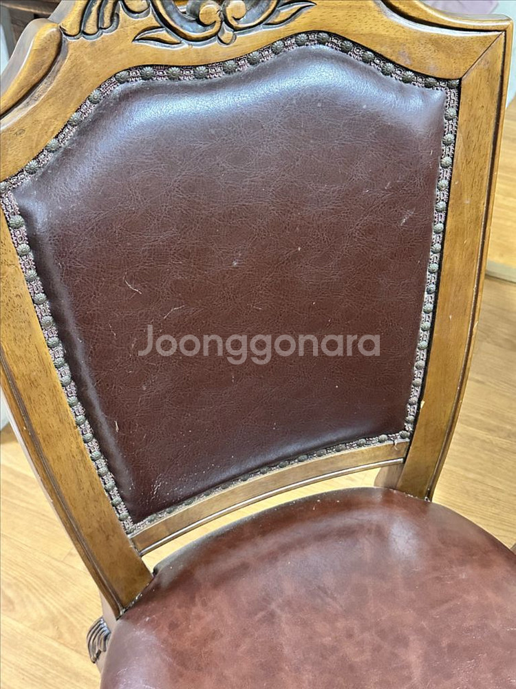 클래식 6인용 식탁세트--6