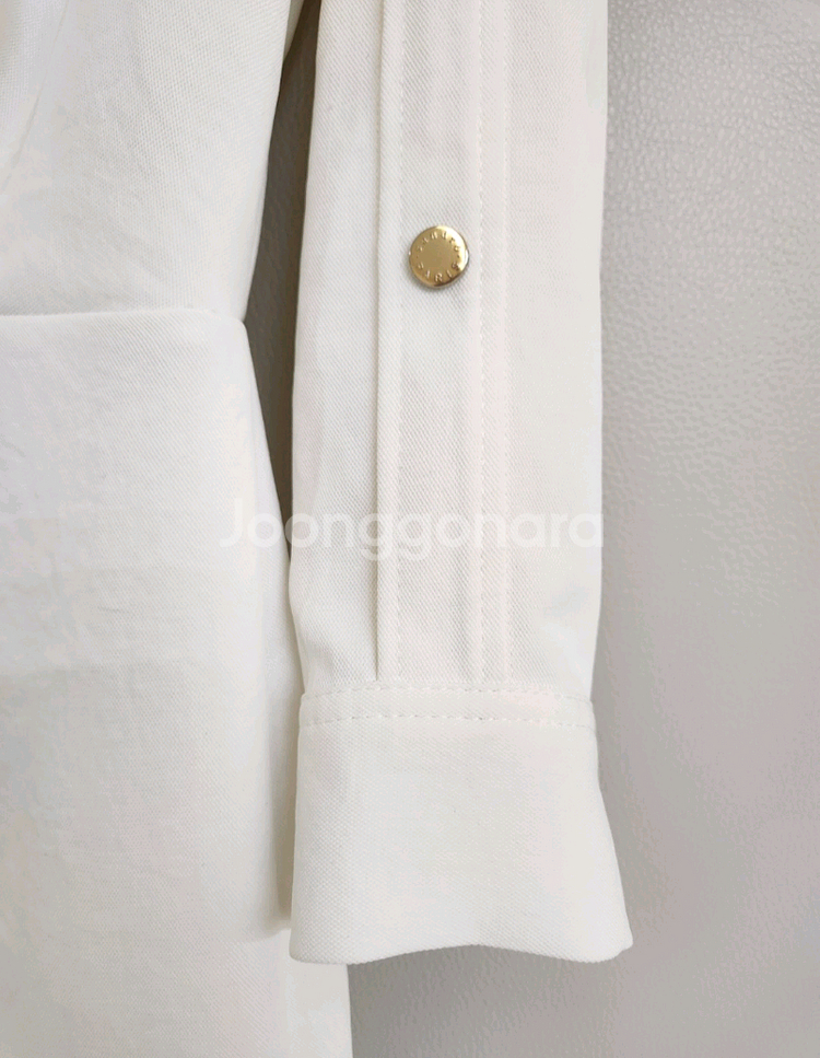 산드로 골드버튼 셔츠형 원피스 36사이즈--6