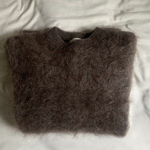 H8 에이치에이트 모헤어 니트 스웨터 모카무스컬러