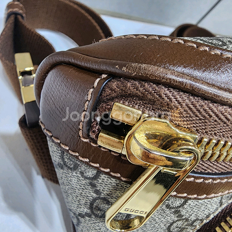 구찌 인터로킹 G 벨트백 크로스가능--3