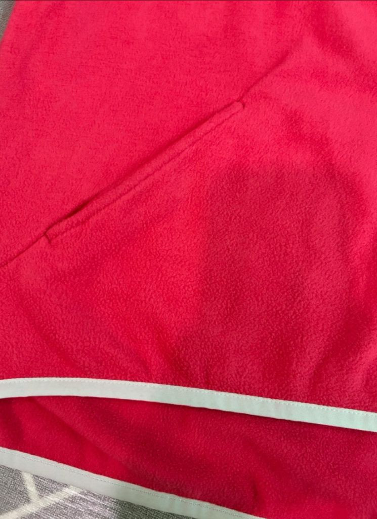 여성용 골프웨어 집업 상의 이미지