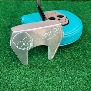 미라이 1979 33인치 퍼터 정품 팝니다 커버포함