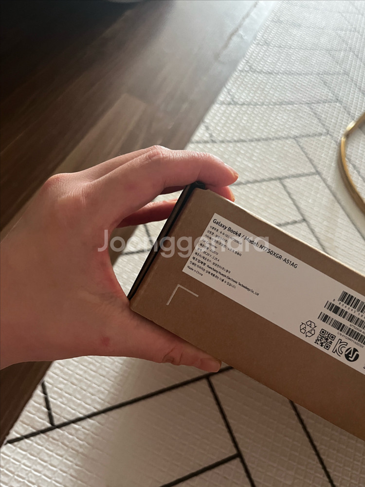 삼성갤럭시 북4 NT750XGR-A51AG 미개봉 새제--2