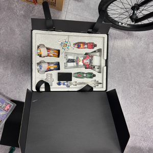 블리츠웨이 볼트론 개봉전시품 판매합니다