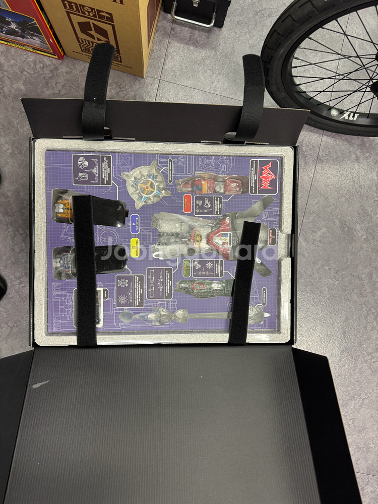 블리츠웨이 볼트론 개봉전시품 판매합니다--2