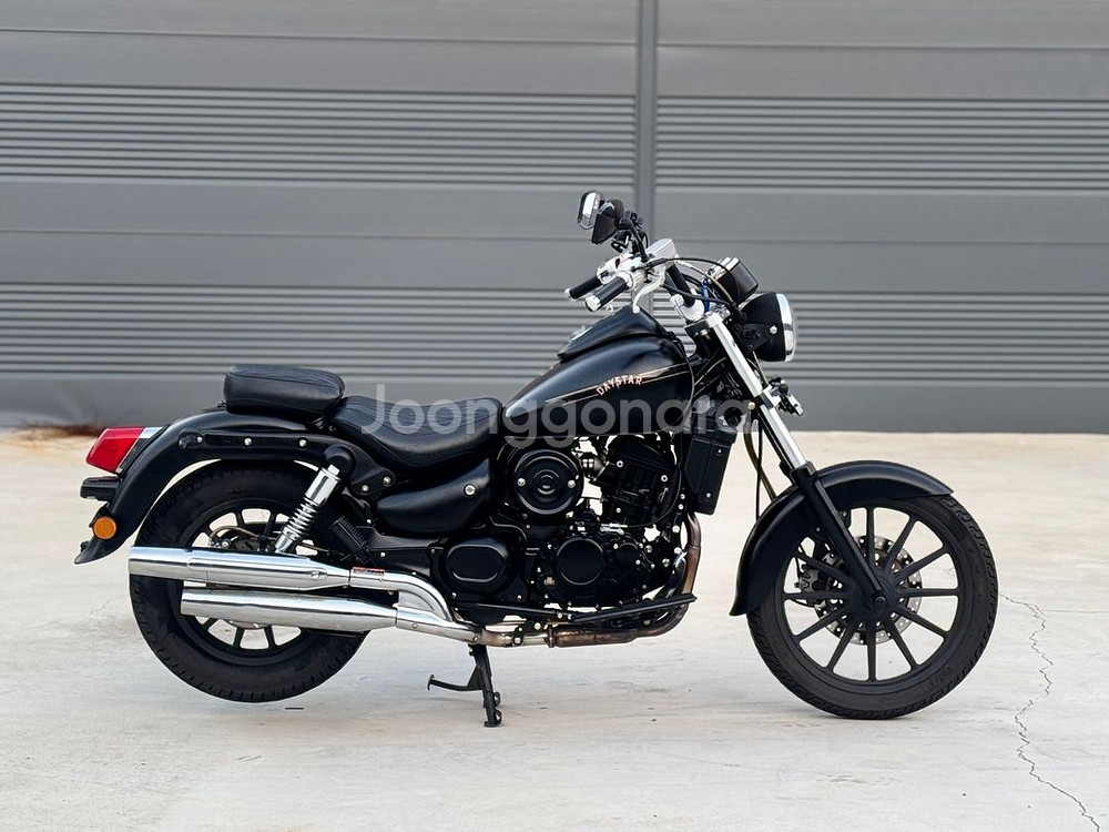 데이스타125 23년식 5천km 신차급 클래식 저렴히 판매합니다--1