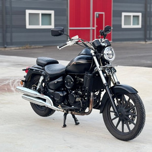 데이스타125 23년식 5천km 신차급 클래식 저렴히 판매합니다