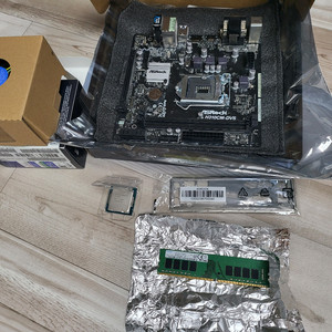 CPU i5-8400+H310CM 메인보드+16기가램