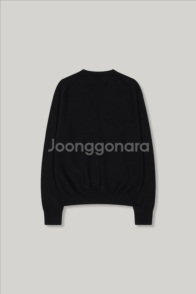 (한번착용)엘보른 티아나 브이넥 니트 블랙 34사이즈--5