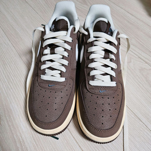 나이키 에어포스1 카카오 와우 : 코코넛밀크 빈티지 그린 245 사이즈