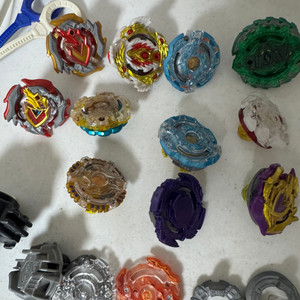 베이블레이드 일괄 판매 (런처, 베이)