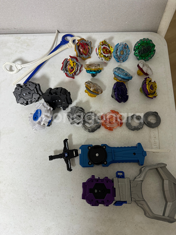 베이블레이드 일괄 판매 (런처, 베이)--2