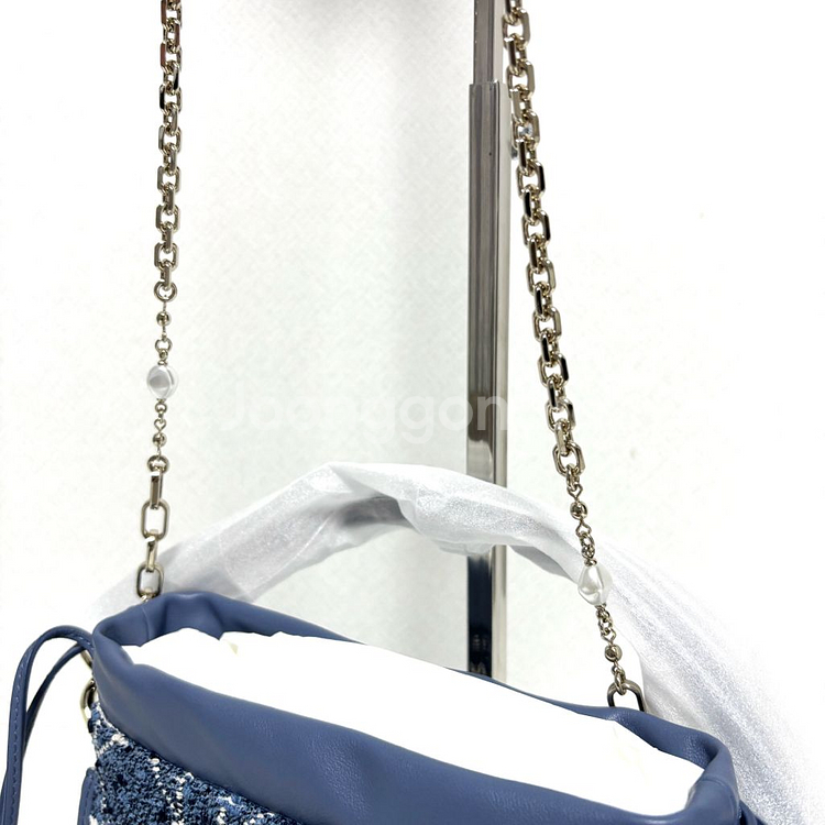 [새상품] 25FW 디올 레이디 미니 크로스백--4