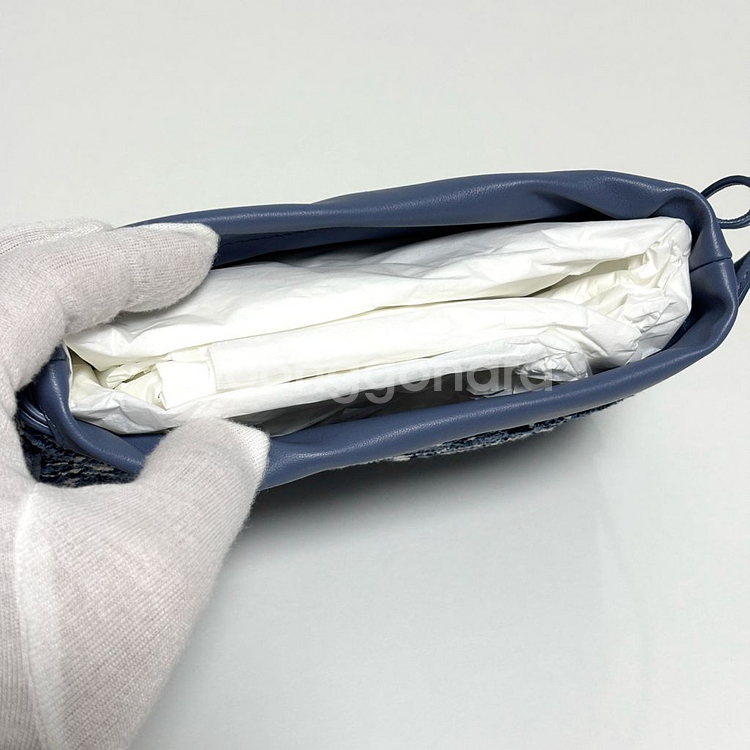 [새상품] 25FW 디올 레이디 미니 크로스백--9