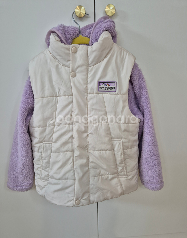 뉴발란스키즈 패딩조끼 플리스집업 판매해요--0
