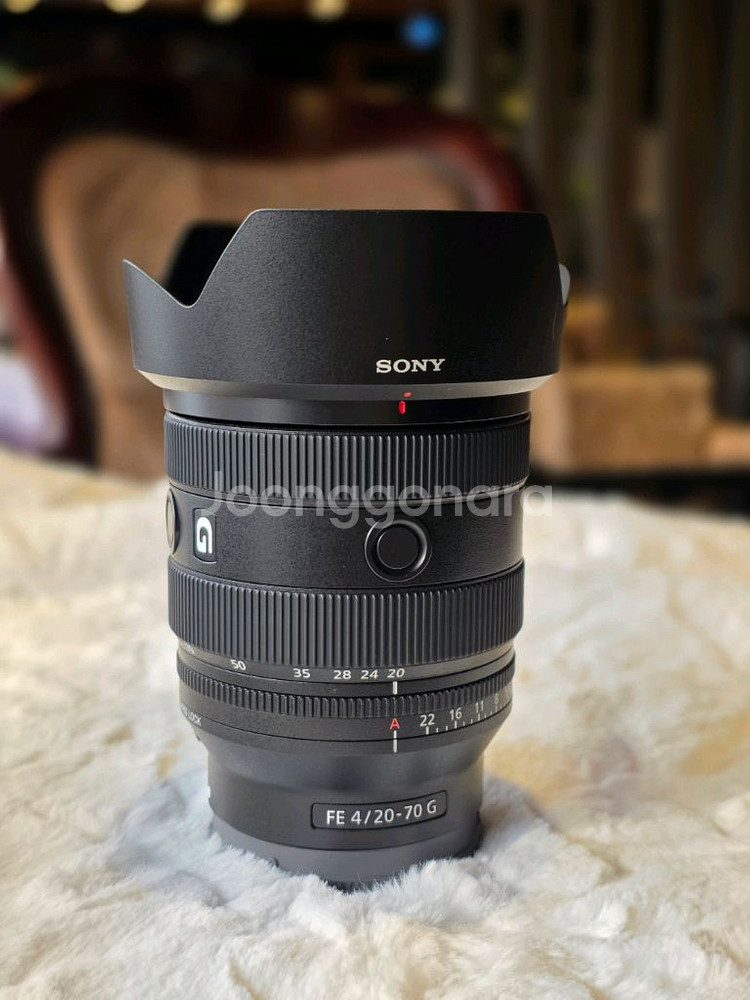 소니 SEL20-70G. F4 풀프레임 렌즈 팝니다--0