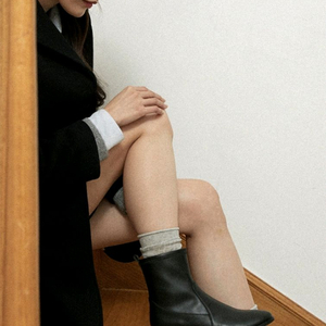 허시파피 소가죽 앵클부츠 230