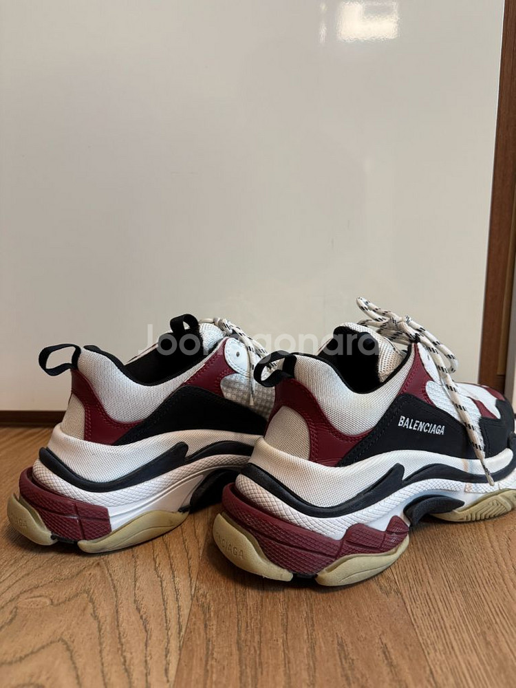 발렌시아가 트리플s 41--2