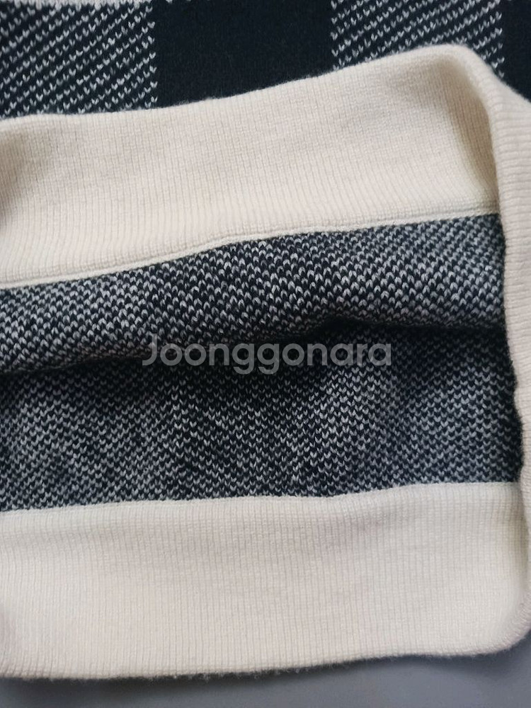 [100] 시스템옴므 별자수 체크 플레이드 니트--4