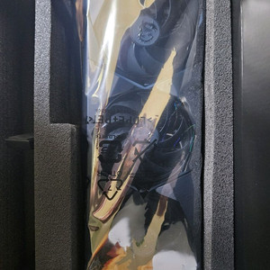 msi 3080ti 슈프림 급처 박스 구성품없음