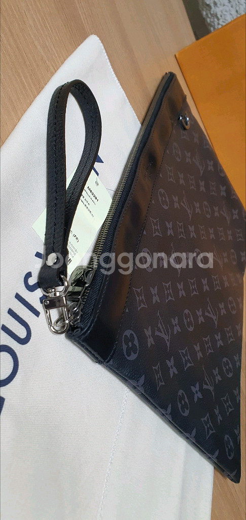 루이비통 이클립스 클러치백 정품S급(보증서O)고야드구찌--3