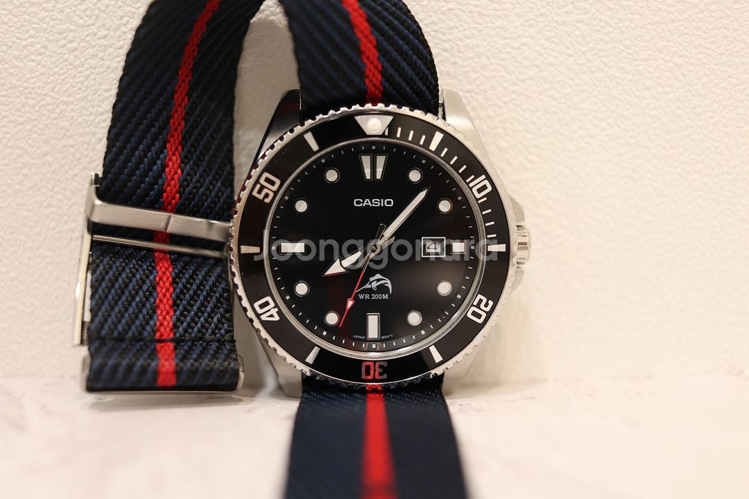 카시오 흑새치(Casio MDV-106) 레진스트랩 1종 포함--0