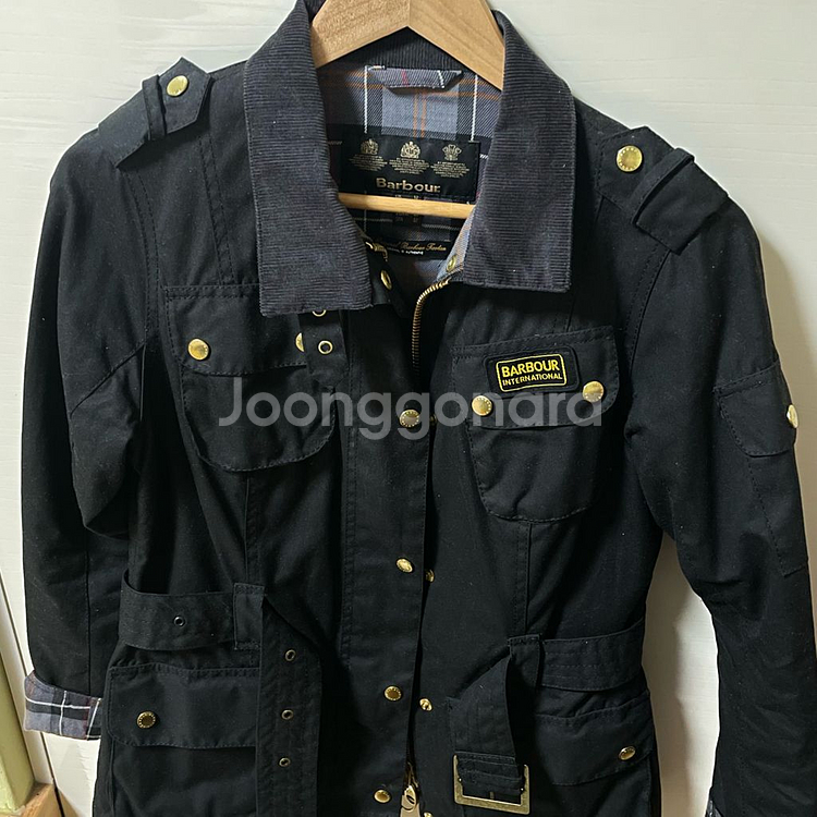 바버 인터네셔널 왁스 자켓 uk12--0