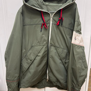 (급처)몽클레어 바람막이 후드 그린 (사이즈4)실착3번