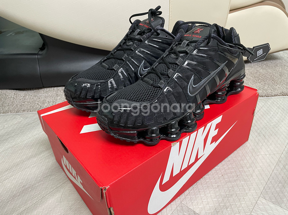 나이키 샥스 tl 블랙 285 새상품--0