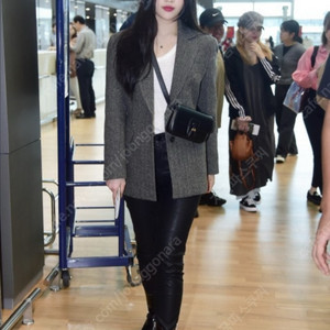 온앤온 아워글래스 울자켓 블레이저 자켓s 55사이즈