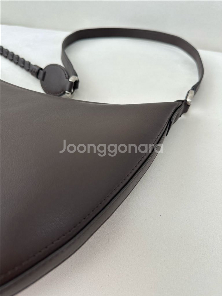 택달린새상품)테누브 톨스백 브라운 (소가죽) 4way--5