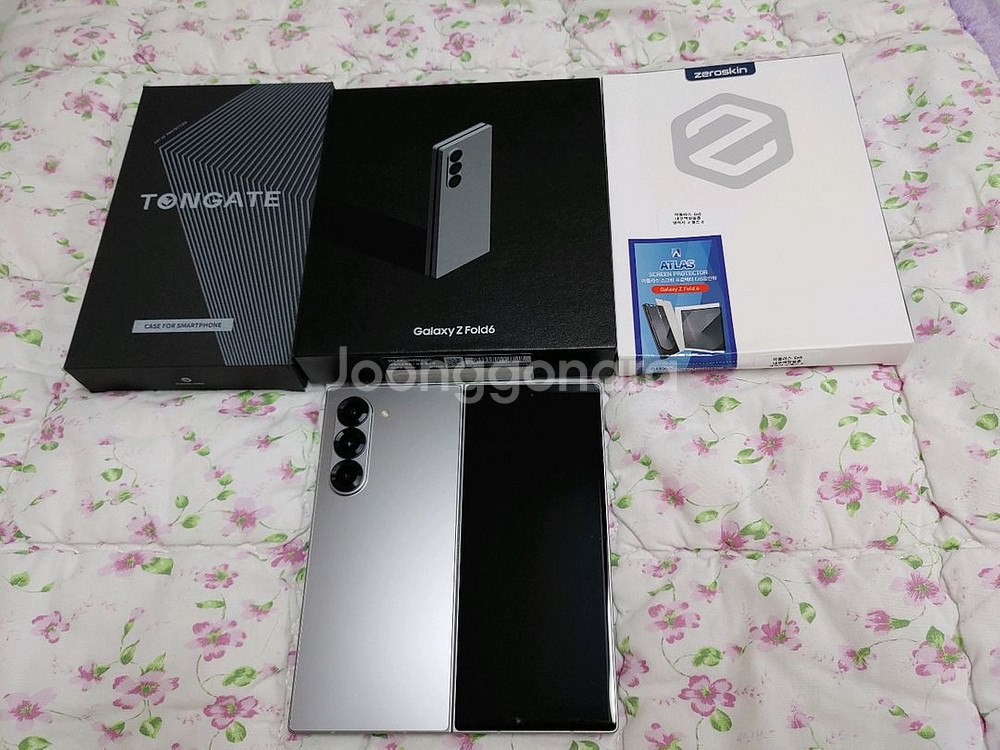 자급제 S급 ㅡ 갤럭시 Z폴드6 512기가--0