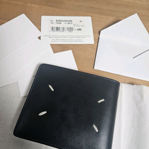 마르지엘라 반지갑