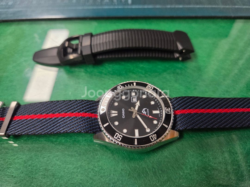 카시오 흑새치(Casio MDV-106) 레진스트랩 1종 포함--5