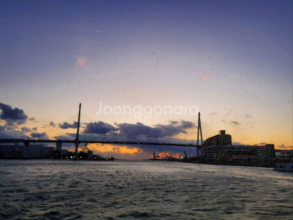 메가커피 아메리카노 hot 1매 (1,300원)--0