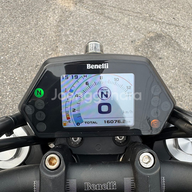 베넬리 502c 22년식 1만6천km 2채널 블랙박스 준튜닝 깔끔한 바이크 판매합니다--9