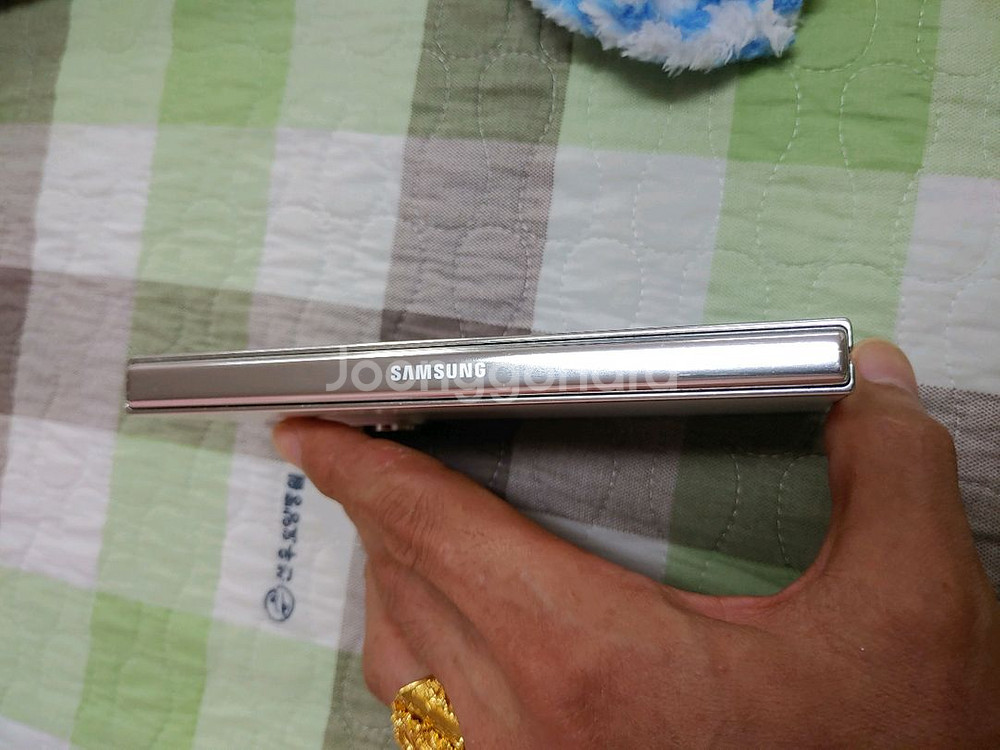 새폰급 ㅡ 갤럭시 Z폴드5 256GB + 새케이스--8