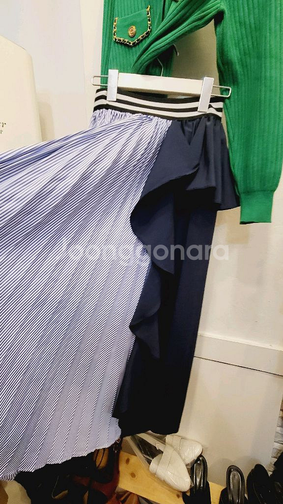 그린 체인 브이넥니트. 지고트 언발스커트--4